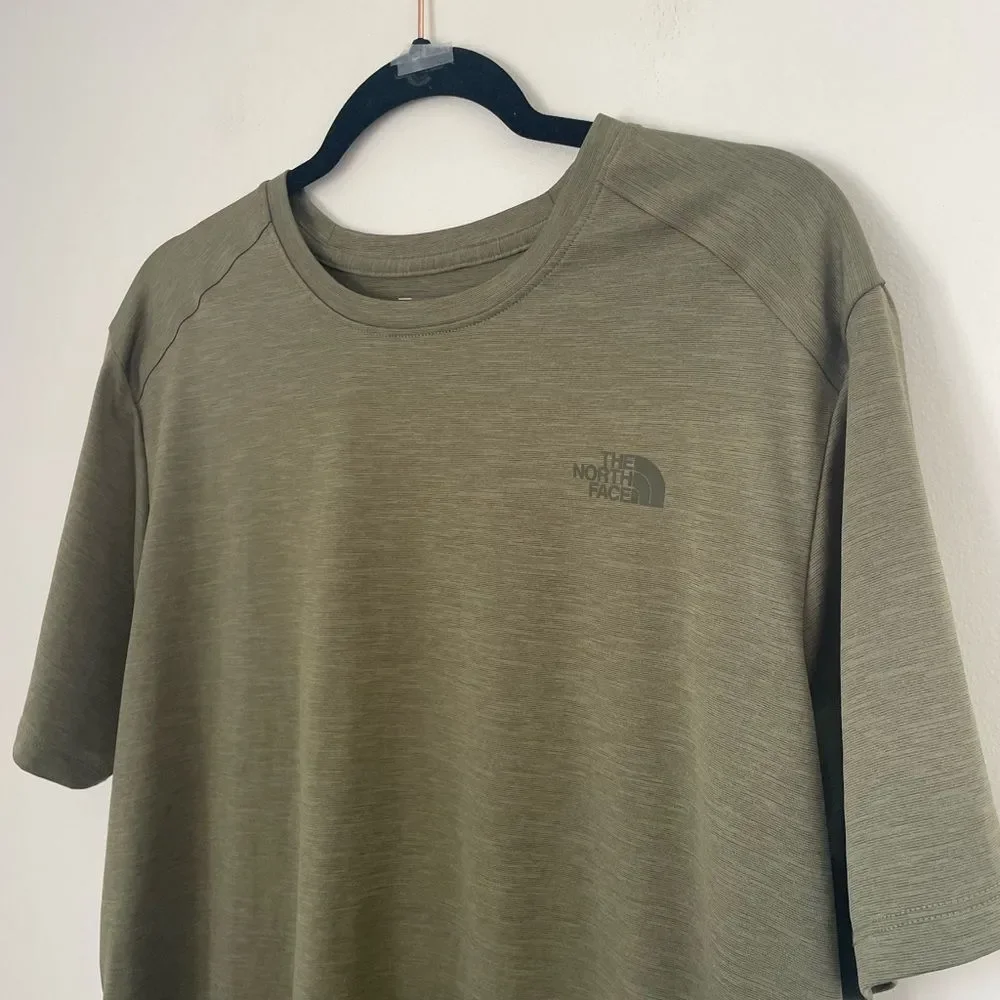 The North Face Shirt Men Green Flash Dry Performance Wicking Short Sleeve Large